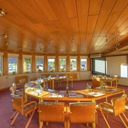 Adler Golf-& Tagungshotel Harth-Poellnitz