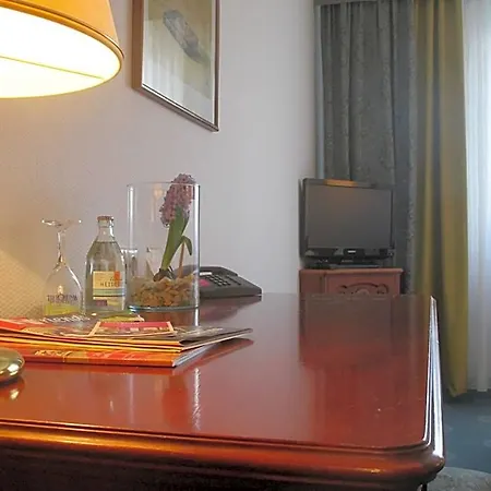Отель Adler Golf-& Tagungshotel