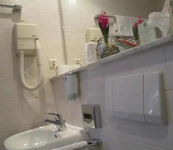 Hotell Adler Golf-& Tagungshotel 3*