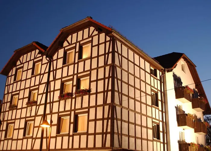 Adler Golf-& Tagungshotel Hotell Harth-Poellnitz